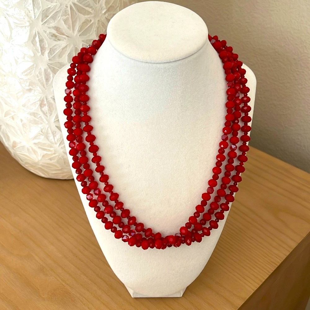 Gorgeous Red Beveled Beaded Necklace with Ornate Gold Tone Closure